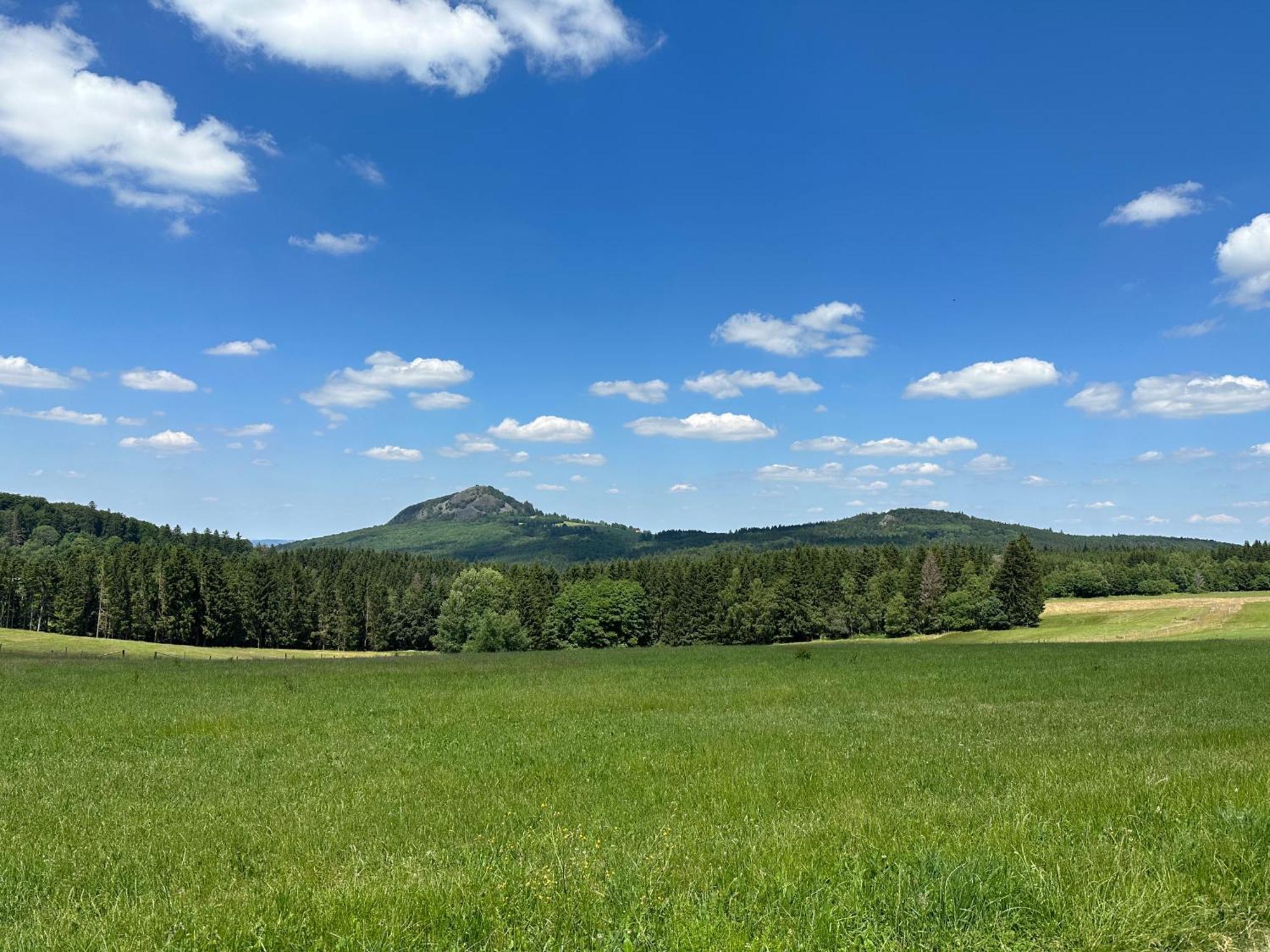 Ferienwohnungen Rhoenhimmel Gersfeld Exterior foto